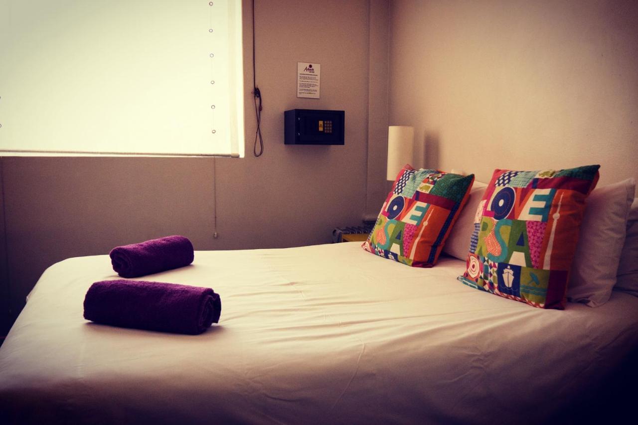 Ashanti Lodge Backpackers Kaapstad Buitenkant foto