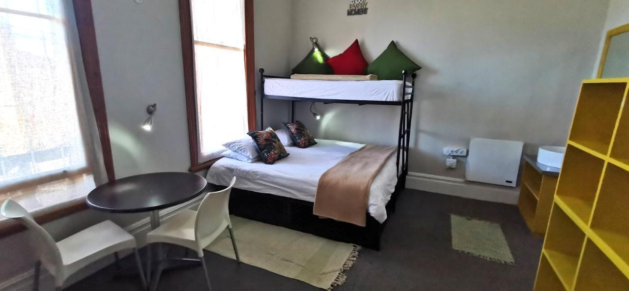 Ashanti Lodge Backpackers Kaapstad Buitenkant foto