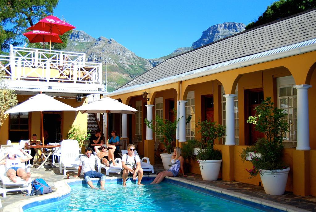Ashanti Lodge Backpackers Kaapstad Buitenkant foto