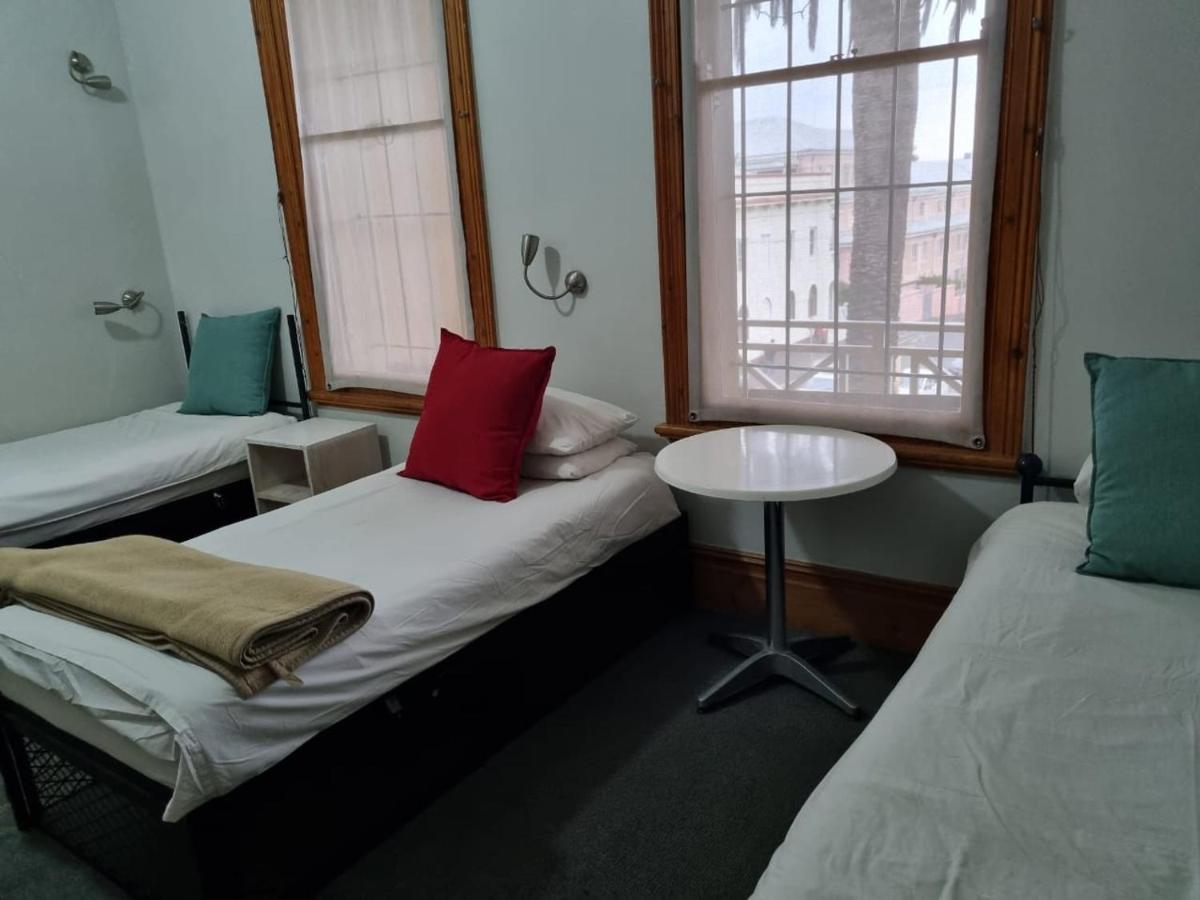 Ashanti Lodge Backpackers Kaapstad Buitenkant foto