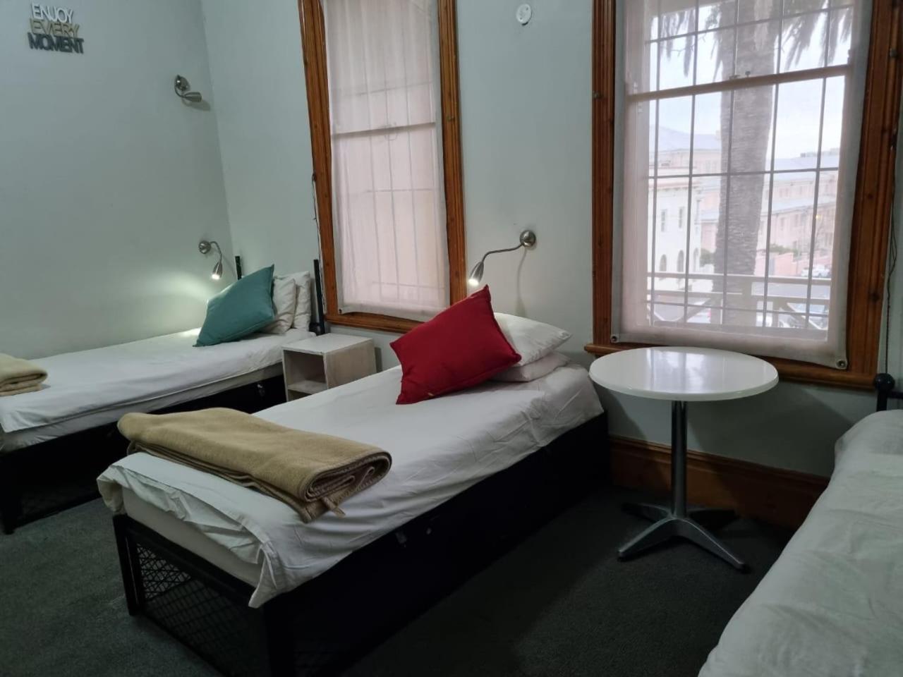Ashanti Lodge Backpackers Kaapstad Buitenkant foto