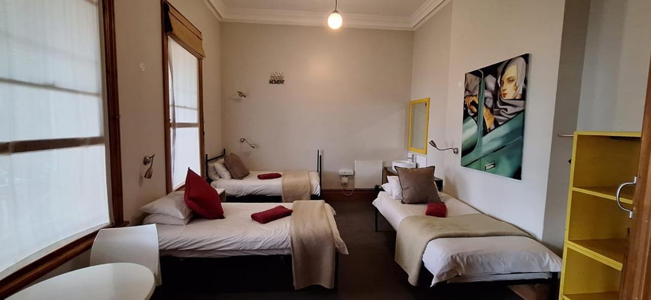 Ashanti Lodge Backpackers Kaapstad Buitenkant foto